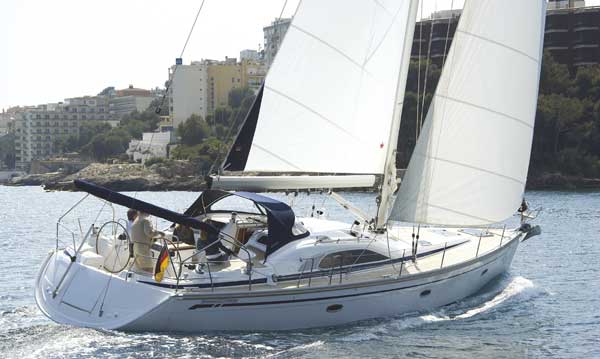 Yacht Description 游艇描述: Bavaria 50 Vision Sailboat